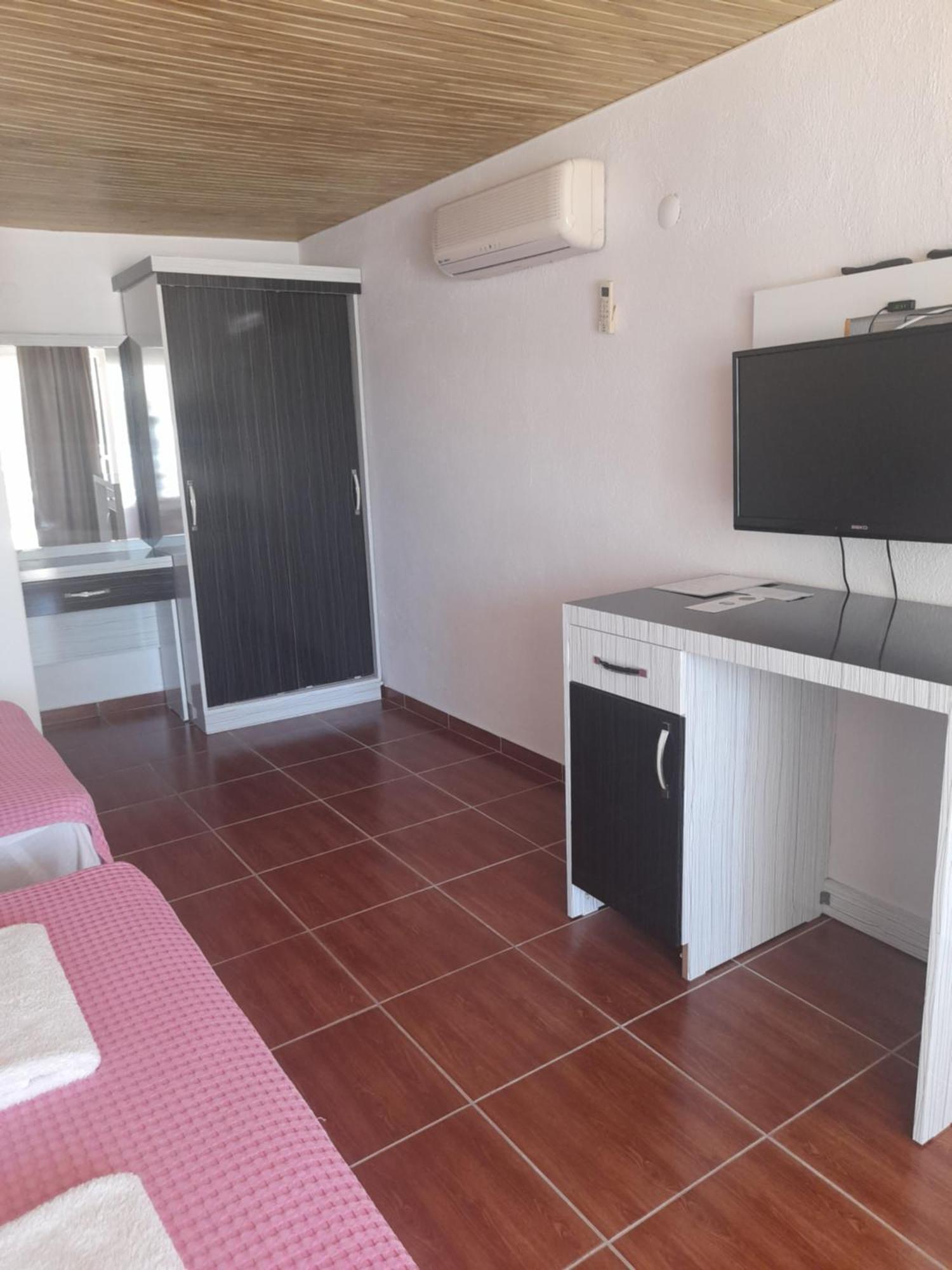Esmeralda Butik Hotel Kızılot Ruang foto